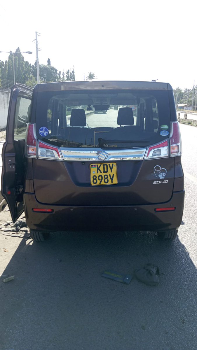 muturiru's tweet photo. Another great delivery by #JremysAuto! 🎉
Check out this sleek 2020 Suzuki Solio G:🔹 1300cc Petrol Engine🔹 Smooth Automatic🔹 Reliable & Efficient
#KeepingYouMoving
#AlwaysReliable
#SuzukiSolio
#QualityCars
0725500412 / 0733500412 https://t.co/Rb1MBKClAG