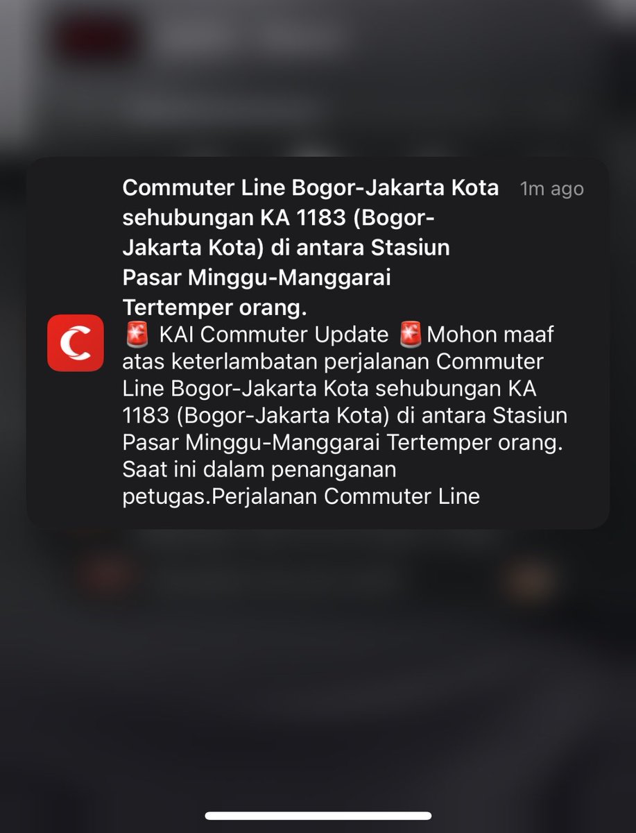 bagusatrios's tweet photo. pintu lintasan krl tuh hari ini udah aman banget banget banget. klo ada kasus kaya gini, artinya emang sengaja atau emang murni aja tololnya. coba pikirin deh, dia ngelakuin ini disaat ribuan orang lainnya desek-desekan mau berangkat kerja, ngejar waktu, dll. https://t.co/qCcFcrS3Xm