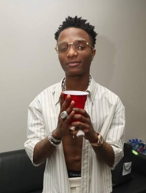 deluludoctor's tweet photo. THANK GOD WE HAVE WIZKID https://t.co/AMfebo9zNj
