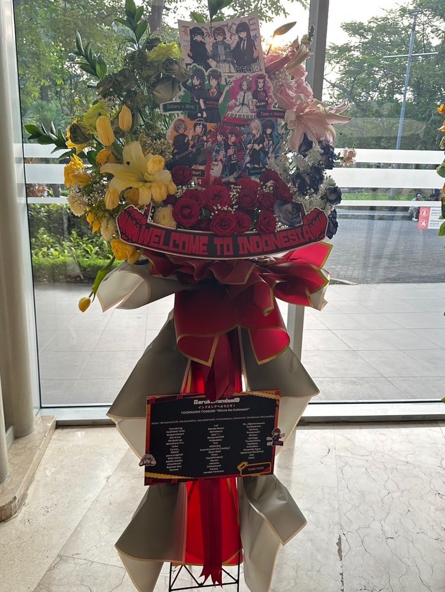 rina_togetoge's tweet photo. #凛音の理
SOUTHEAST ASIA TOUR 2026

ツアーでいただいたお花たちです💐
素敵なお花をありがとうございました♡

#ガルクラ #トゲナシトゲアリ https://t.co/6PWqOkbtMD