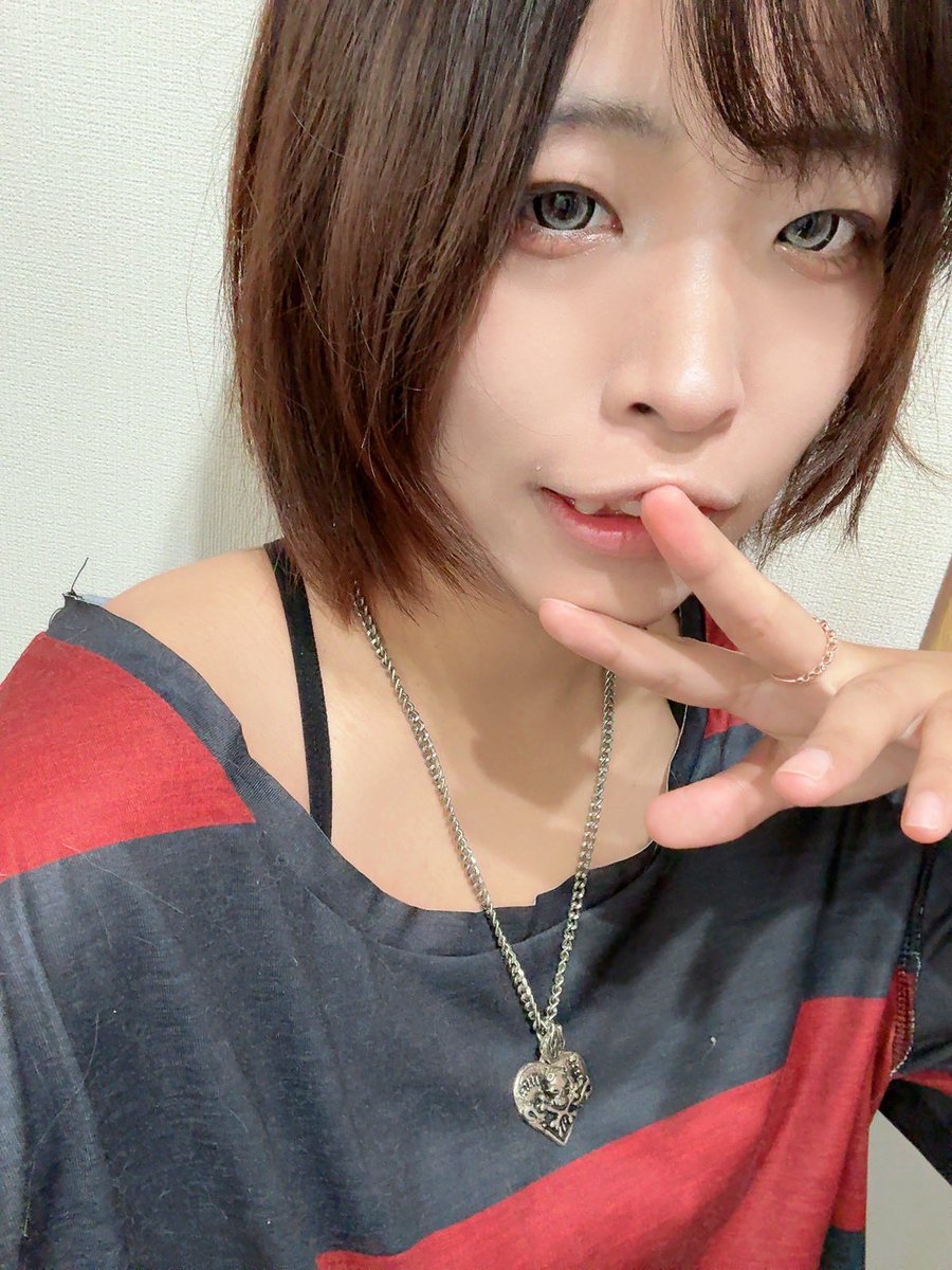 naru___ka's tweet photo. 自己肯定感が低くて承認欲求の塊ウォンナが通りまあす https://t.co/sslGuxpQ1Q