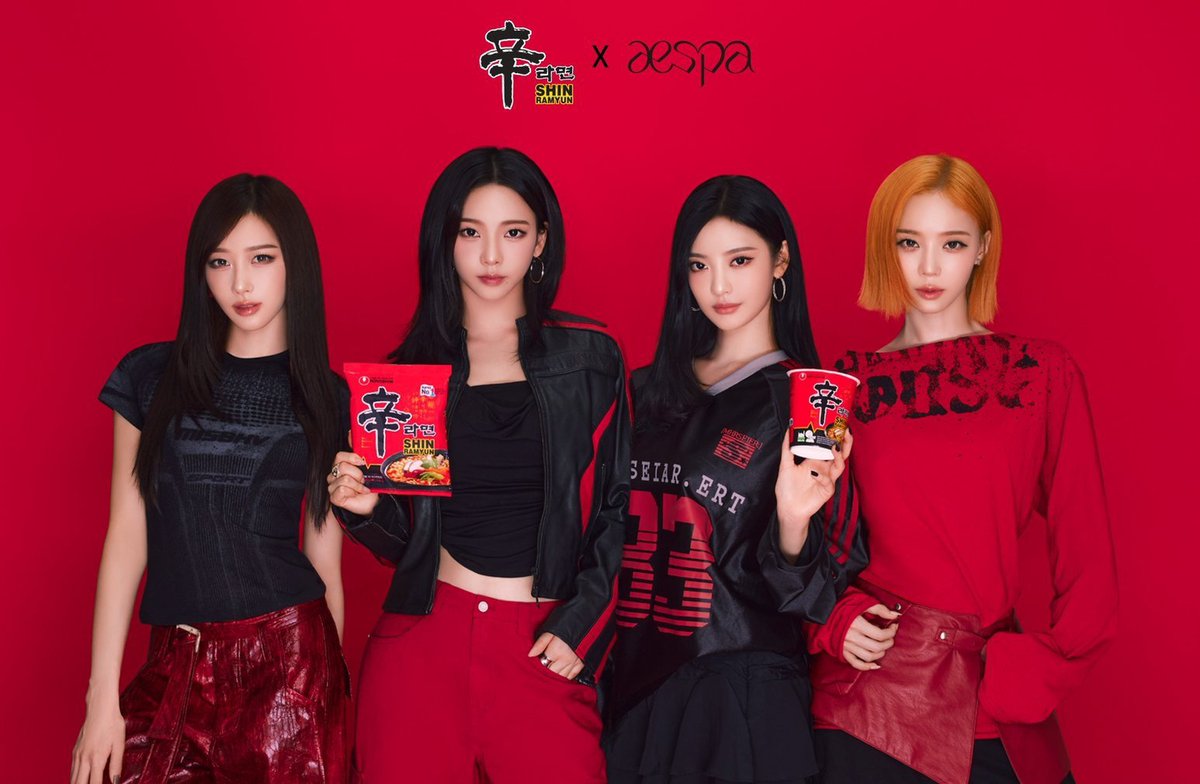 itsRaynotes's tweet photo. 신라면🥢
#aespa #에스파
#nongshim #SHINRAMYUN https://t.co/RKs6QnUFJP