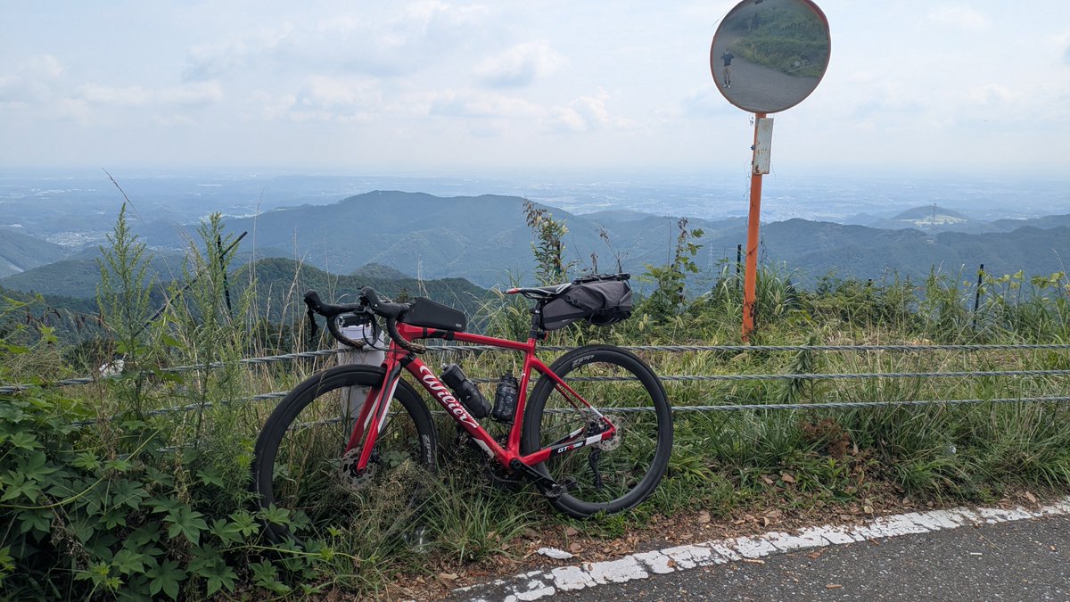 turumin's tweet photo. 黒山展望台でまたひと休み https://t.co/gqaTLCfJXD