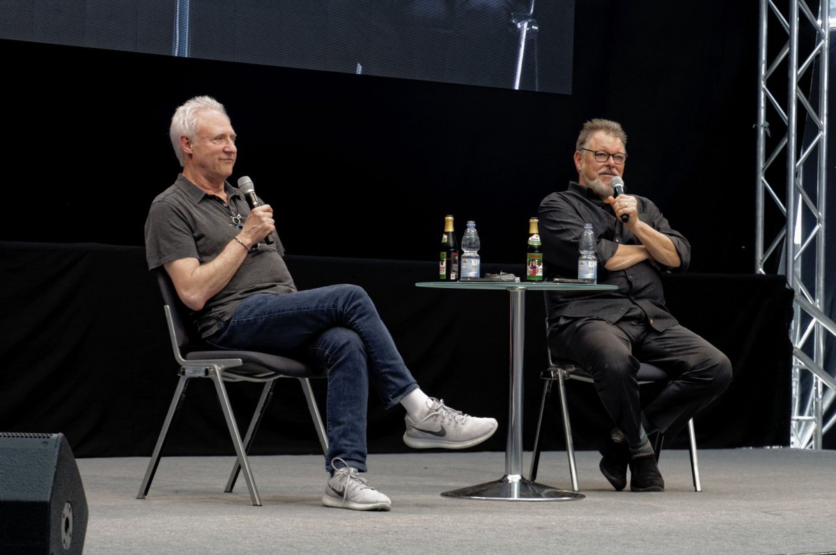 ANIMATIONWorld's tweet photo. Animated #Gargoyles May Be Roosting Once More at #Disney: Brent Spiner, who voiced Puck in the original 1994 series, shared that a second animated take is in development; the live-action version has sat at Disney+ since 2023. https://t.co/m9wulufznt #Animation #AnimationWorld https://t.co/QdDqLfHmk4