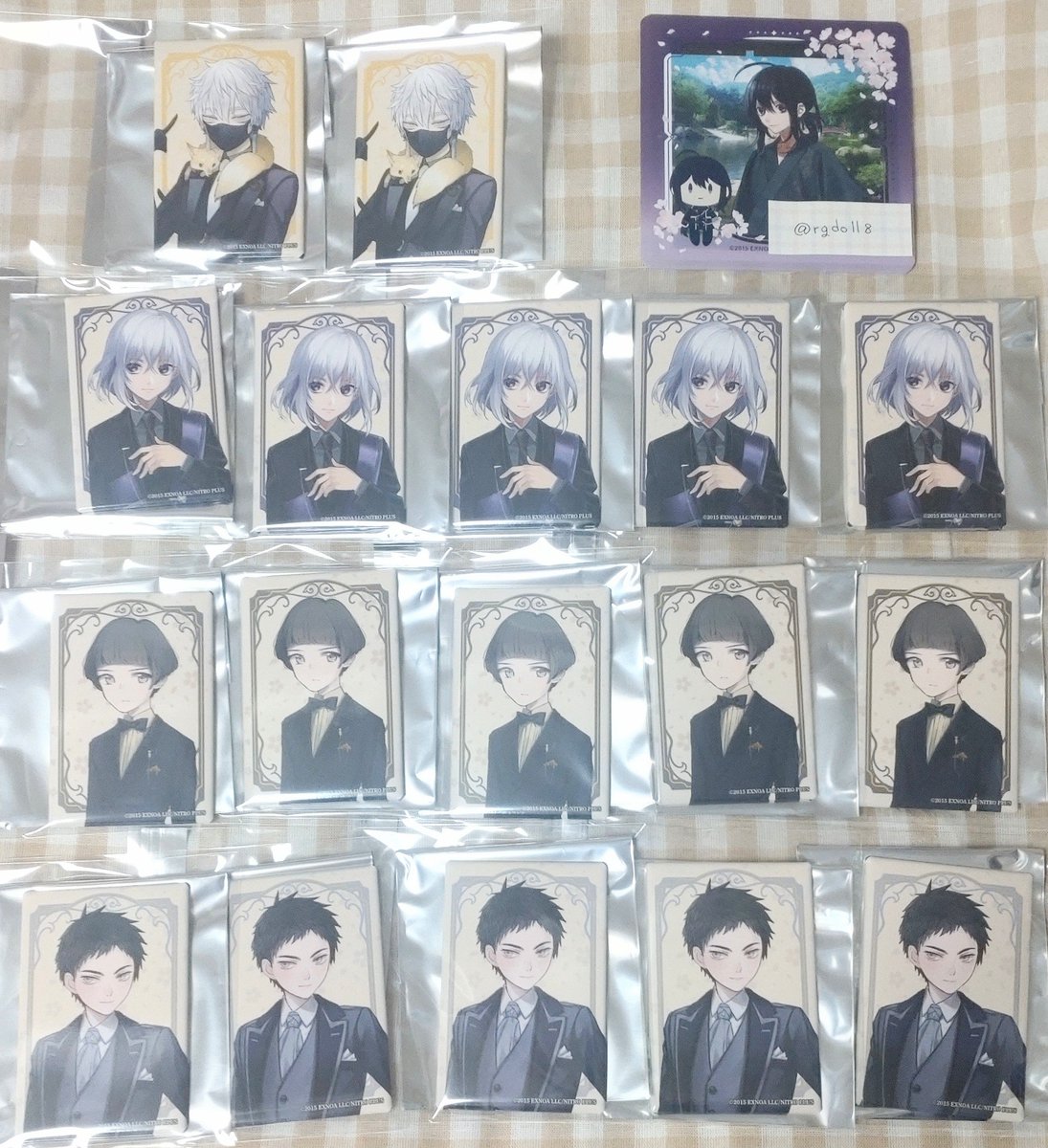 rgdoll8's tweet photo. 交換 譲渡 刀剣乱舞store 祝装 缶バッジコレクション スクエア缶バッジコレクション 第二弾

【譲】鳴狐、骨喰、平野、厚、後藤、信濃、前田、秋田
【求】同種鯰尾>定価＋送料

郵送のみとなります。
検索からでもお気軽にお声掛けください。 https://t.co/HAszzM5QKq
