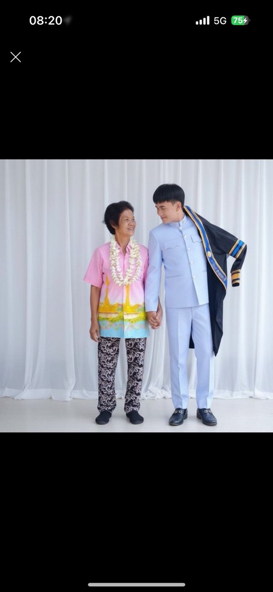 PP_pp1235's tweet photo. นายอานนท์ ร้อยพิลา
บุคคลนี้เป็นบุคคลอันตราย ชอบหลอกให้โอนเงินเข้า แอบอ้างว่าทำงานเป็นอัตราจ้างที่สกลนคร อย่าหลงเชื่อ ใครที่ตกเป็นเหยื่อทักติดต่อมาได้
#สกลนคร
#สกลนครในเมือง
#บุคคลอันตราย https://t.co/hot9D2qEIo