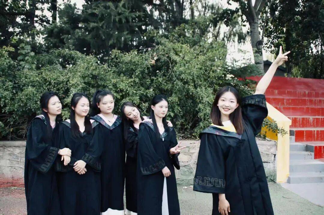 soapboxpopuli's tweet photo. One last walk across campus under the sun—diploma in hand, memories in heart. Graduation season hits different, and I wouldn’t trade these years for anything. https://t.co/Nx9ijgXNpv