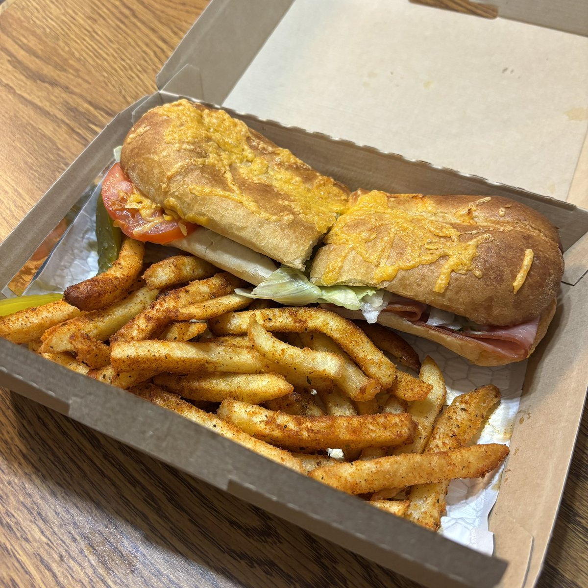FlawlessMeth0d's tweet photo. Pizza Hut Sandwich. You probably don’t know anything about this https://t.co/7tFPaj6uIY