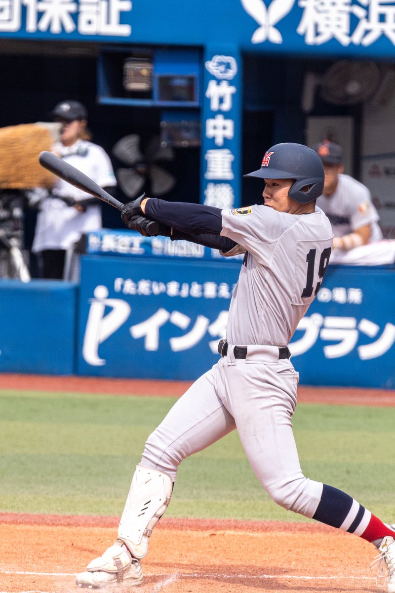 89cameroman's tweet photo. ただがむしゃらに欠けることなく
チームを背負い続けた3年間。

一球に向ける眼差しは
誰よりも直向きで熱く真摯でした。

3年間本当にお疲れ様でした。

#小野舜友 選手
#横浜高校 https://t.co/3Lkvy6dyHE