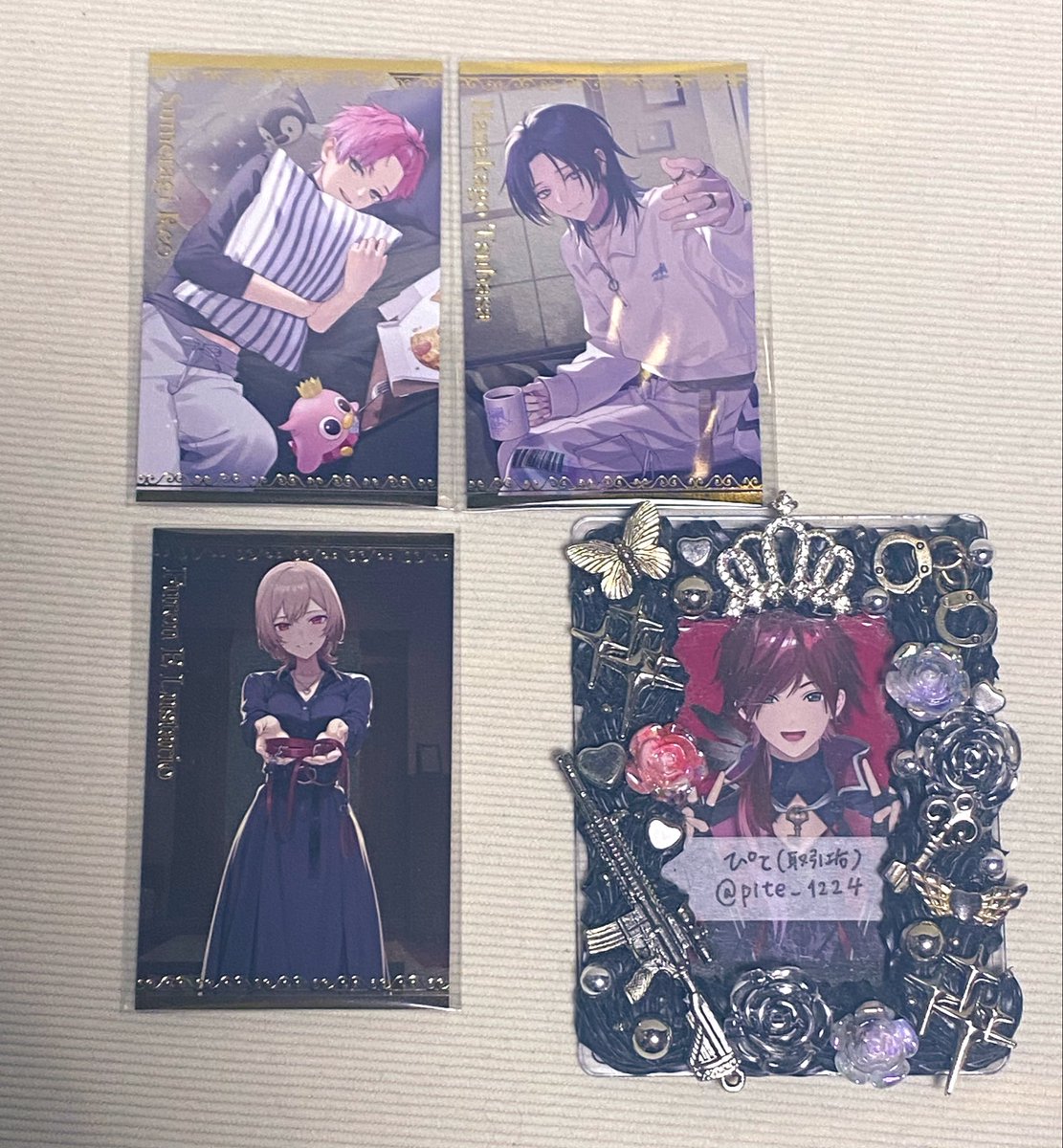 pite_1224's tweet photo. 【交換】にじさんじ ボイスビジュアルカード がんばらないボイス 束縛ボイス 8月

譲→画像1枚目

求→画像2枚目🩷

※郵送での交換（お手渡しは要相談）でお願いします。
※纏めての方優先
お心当たりの方がいらっしゃいましたらお気軽にお声掛け下さい。
よろしくお願いいたします。 https://t.co/RfUKgVECIA
