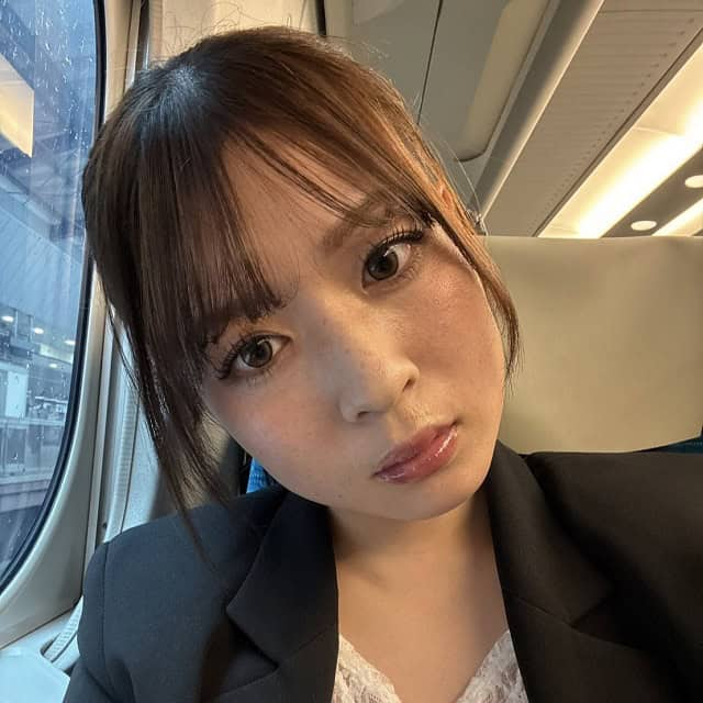 sponichikeirin's tweet photo. 🌊選手コラム更新📚

【普久原美海 みなみの日記・第21話】
～疲れ切った7月、8月～

記事はこちら👇
https://t.co/gHLFhokRyl

#KEIRINスポニチ
#普久原美海
#みなみの日記 https://t.co/YPfCqmbHBF