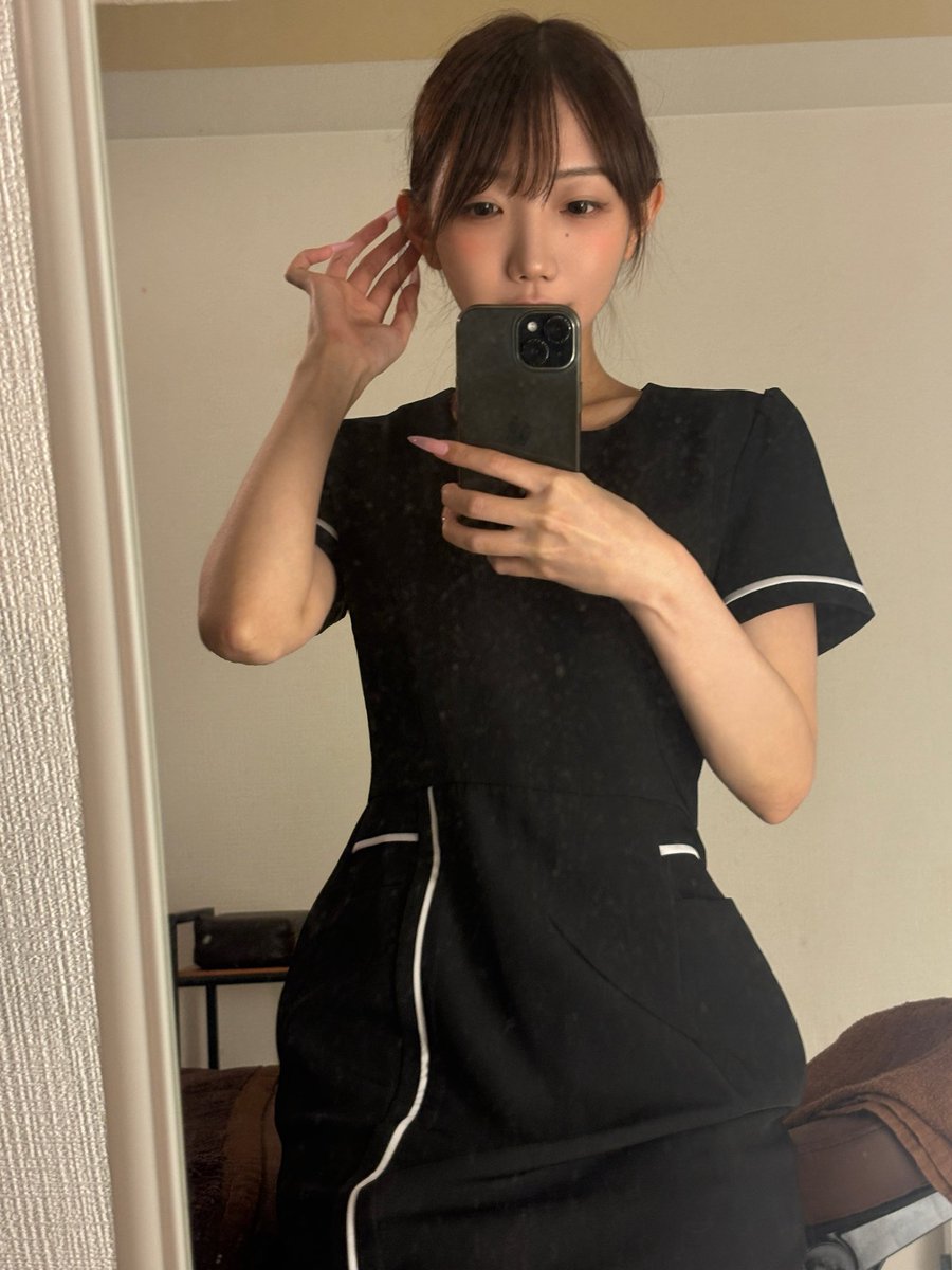 sayakakki's tweet photo. 「ダメですダメです」と言いつつ、ずっとアレ見てニヤニヤしながら触ってるやん…

見つけました。多分この店だと思います。

こいつ→@xxkoiwa https://t.co/8O6FimNDWr