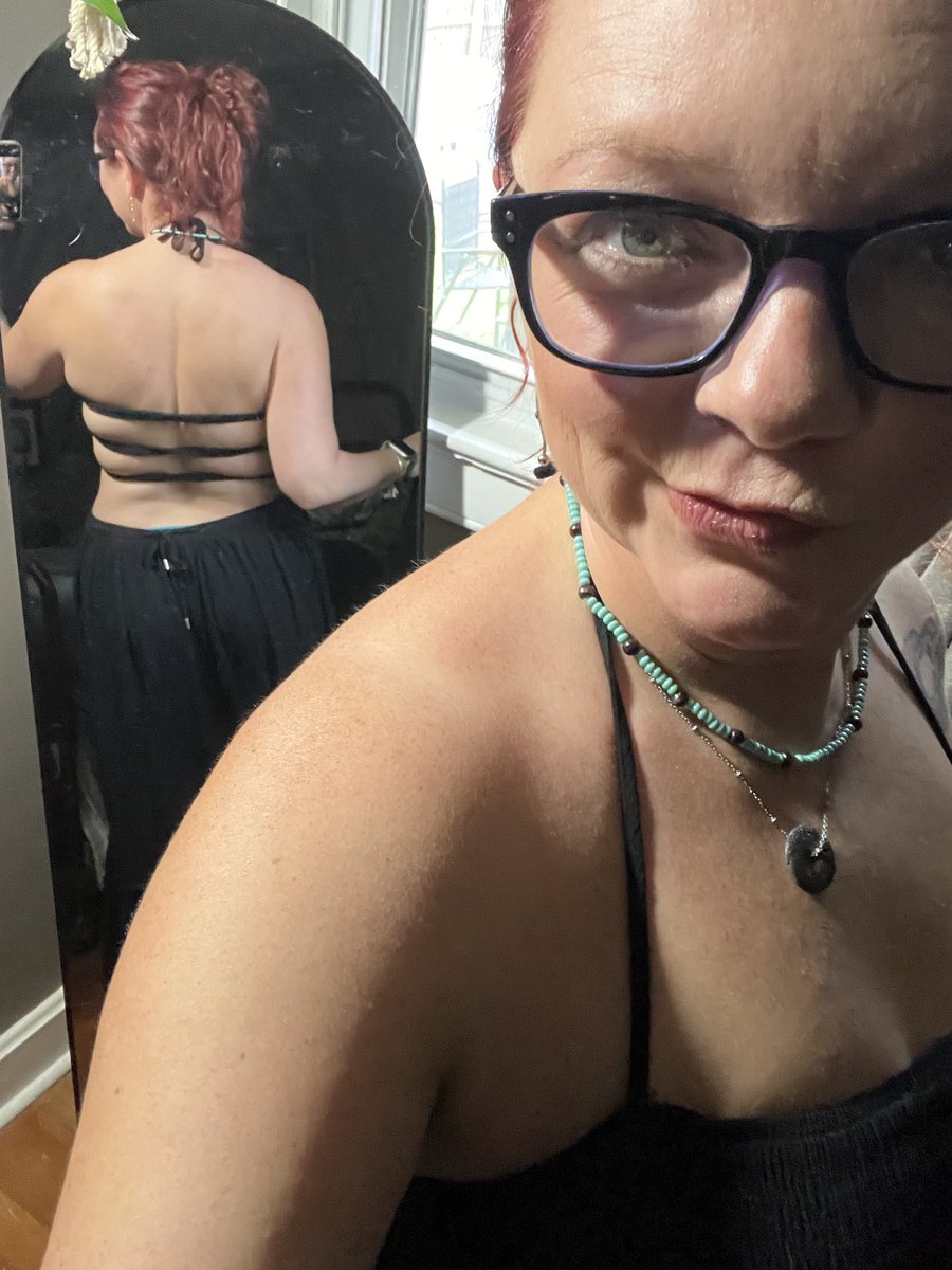 Dawntheginger81's tweet photo. #dailies #me #glasses https://t.co/hoL7d8w1m7