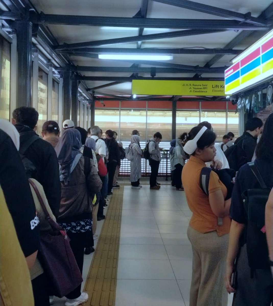 greaciel_'s tweet photo. hai #moots ! maaf ya bcz aku ga update apa-apa, 2 minggu ini aku full panggilan interview & alhamdulillah ada yang lolos untuk training class & OJT🫶🏻. jadi aku harus fokus ke sini dulu. nanti aku akan tetap post ttg progres belajar kok⭐️. terimakasih all🫶🏻💓#hidupgapyear https://t.co/JyoN9Af1wB