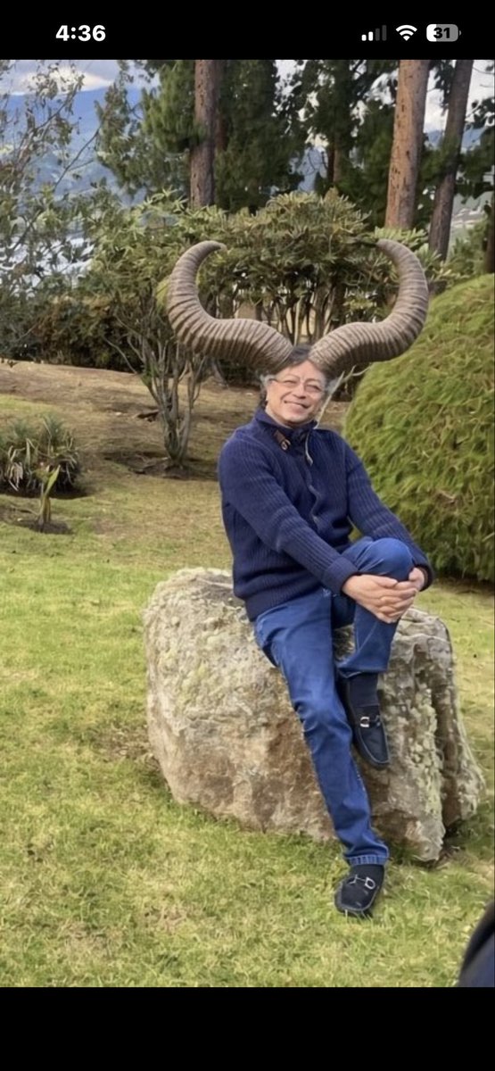 AmparoOrtegab's tweet photo. @petrogustavo LAS 100 PRIMERAS SON FUNDAMENTALES PARA UNA EMERGENCIA 😂😂😂😂😂😂😂😂😂😂😂😂😂😂😂😂😂😂😂😂😂😂 https://t.co/zfGwvxmiAr