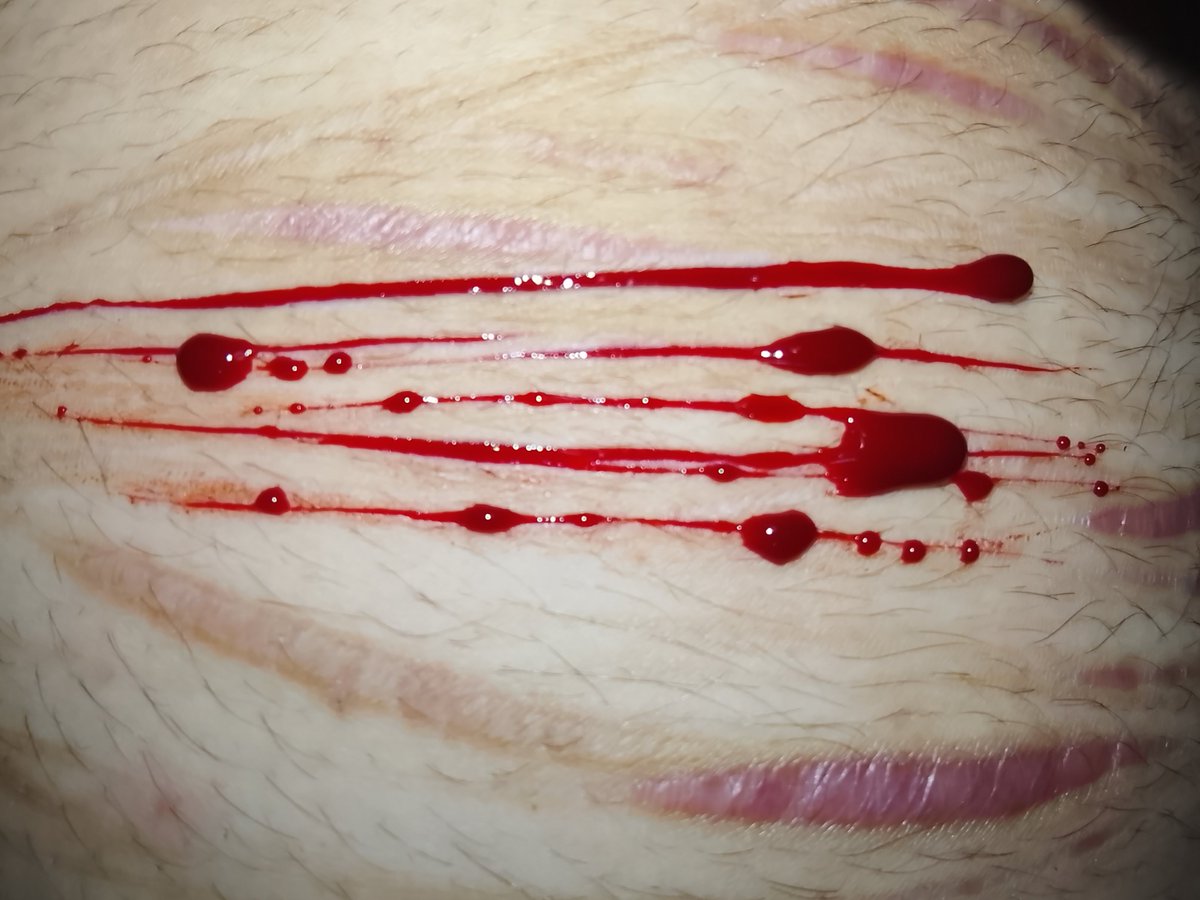 tiiitoooo35's tweet photo. // SFX make up not real
#shtwtt #slittwt 
I mean what's even the point anymore https://t.co/Rb9p7yfCmn