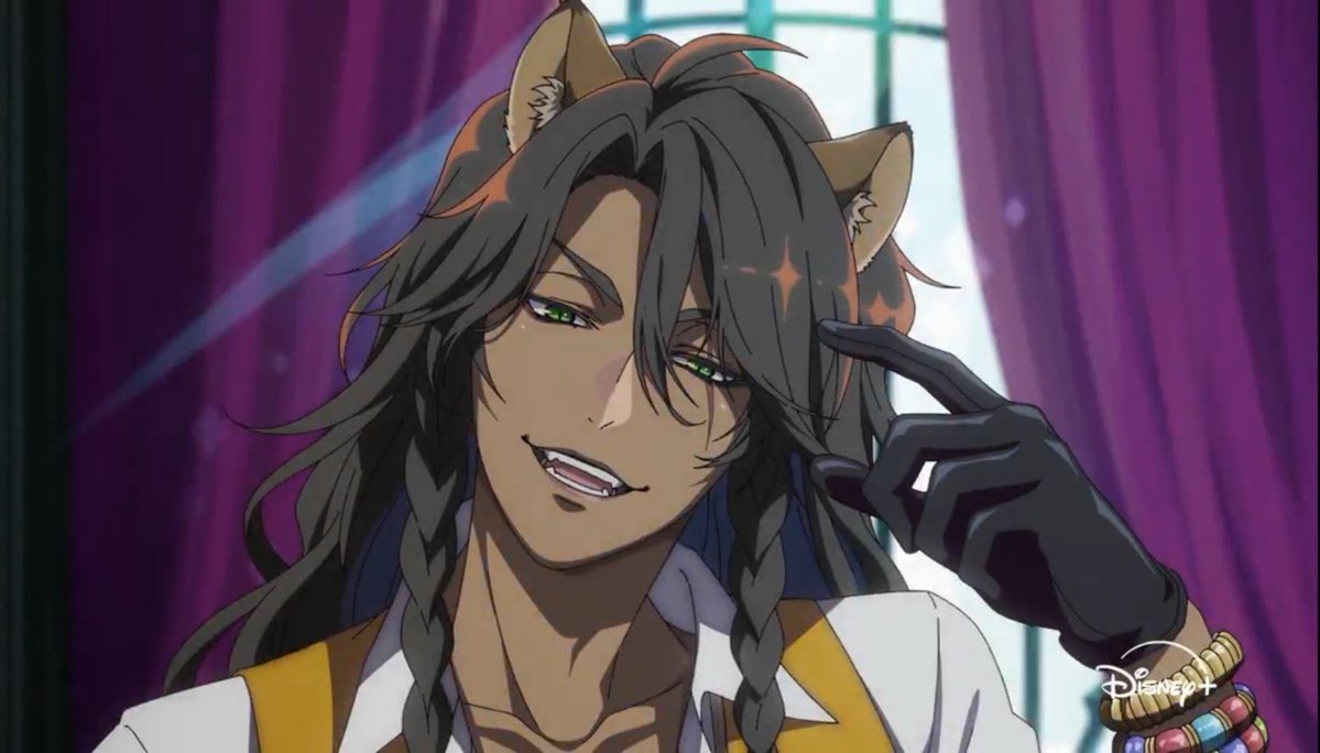 ReineDesHerbi's tweet photo. HIS SMIRK IS THE MOST BEAUTIFUL THING IN THE WORLD https://t.co/zAsIGZQEx2