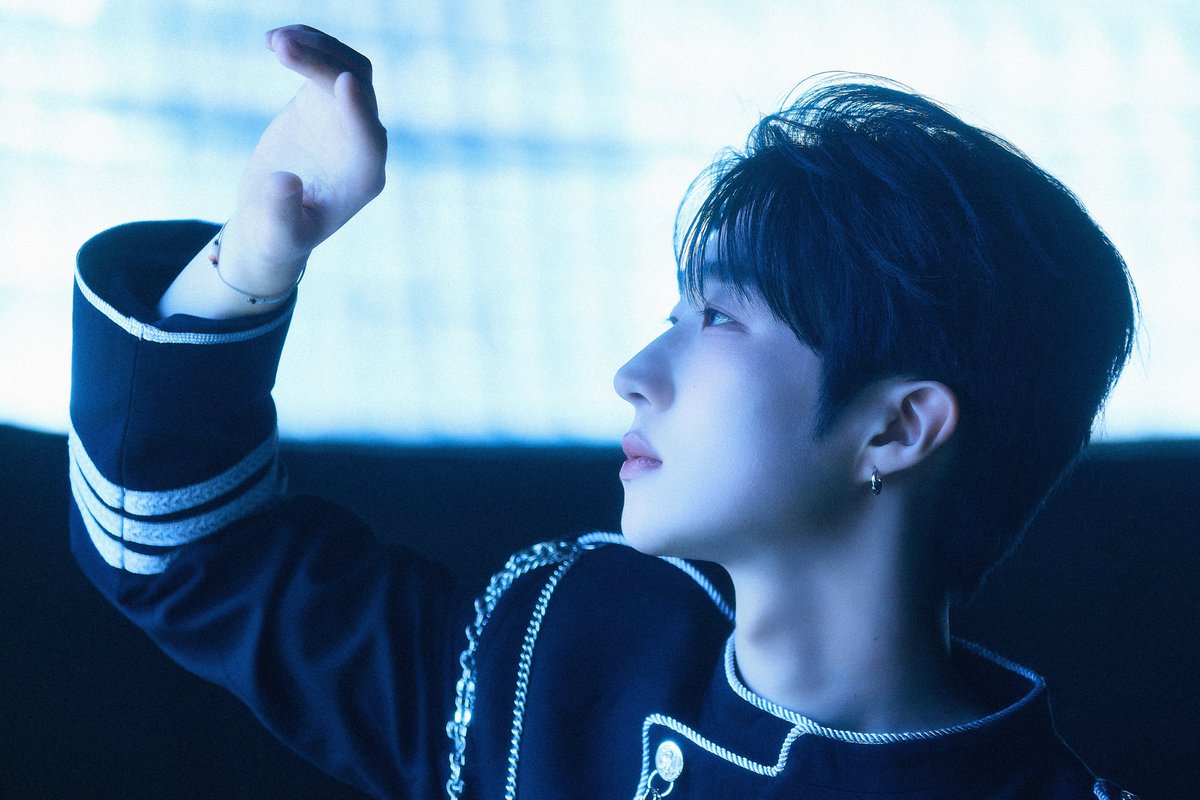 INAMINUTE_OFFI's tweet photo. In A Minute 1st Album
[When the sun goes down : Midnight]

Concept Photo 
#JUNTAE #준태

🕐 2026.09.09 6PM (KST)

#InAMinute #인어미닛
#Wtsgd_Midnight https://t.co/IfrLuNjOYz