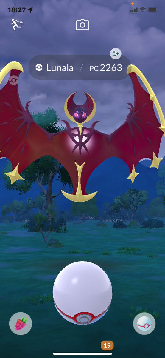 LzFahel's tweet photo. Lunala shiny in pokemon go.

#pokemongo
#scopely
#shiny https://t.co/c3nk4LPvUs