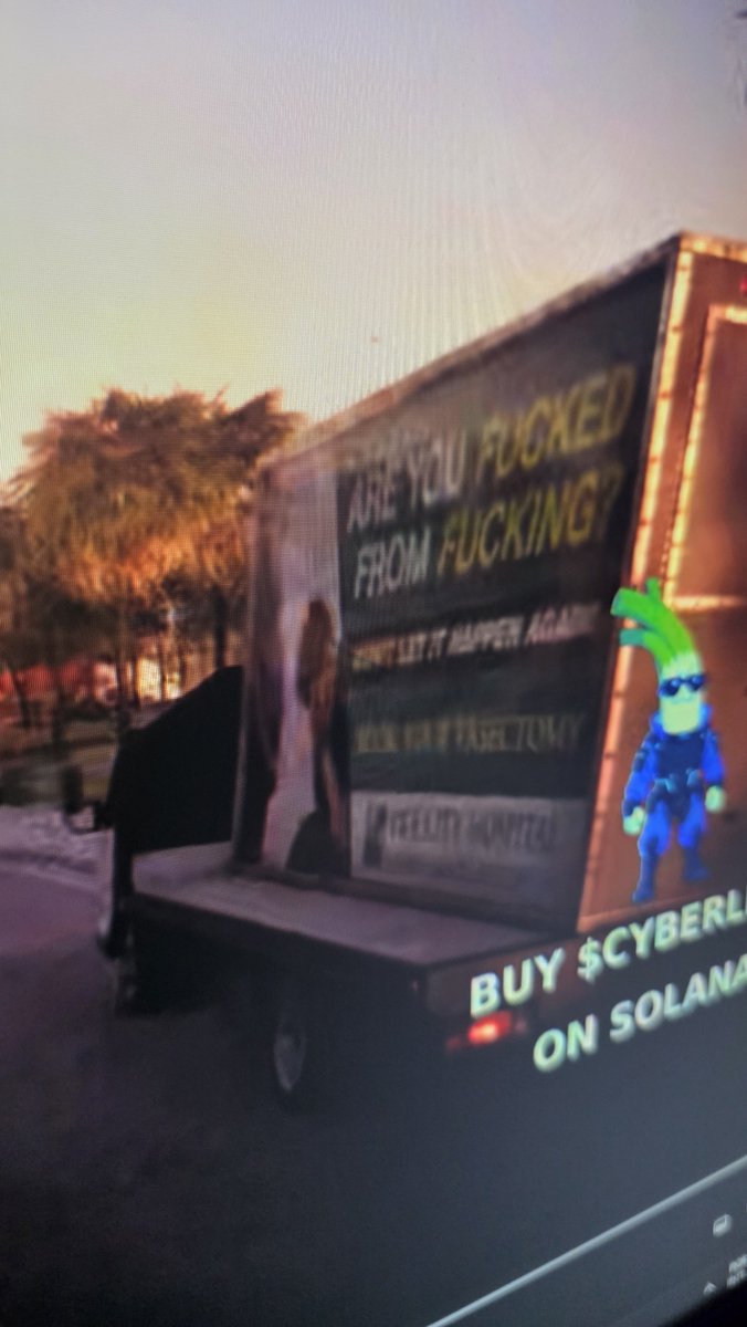 MARKOSwcs's tweet photo. As piadas do GTA6 continuam boas kkkkkkkkk

"ARE YOU FUCKED FROM FUCKING?" https://t.co/pdiiP1iKJa