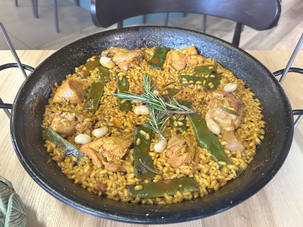 MichelinGuideUK's tweet photo. Supreme Valencia paella at the appropriately named Arroz restaurant

#StHelier #Jersey

NEW: https://t.co/W6SLfdOpTb https://t.co/VzDfxKOZxj