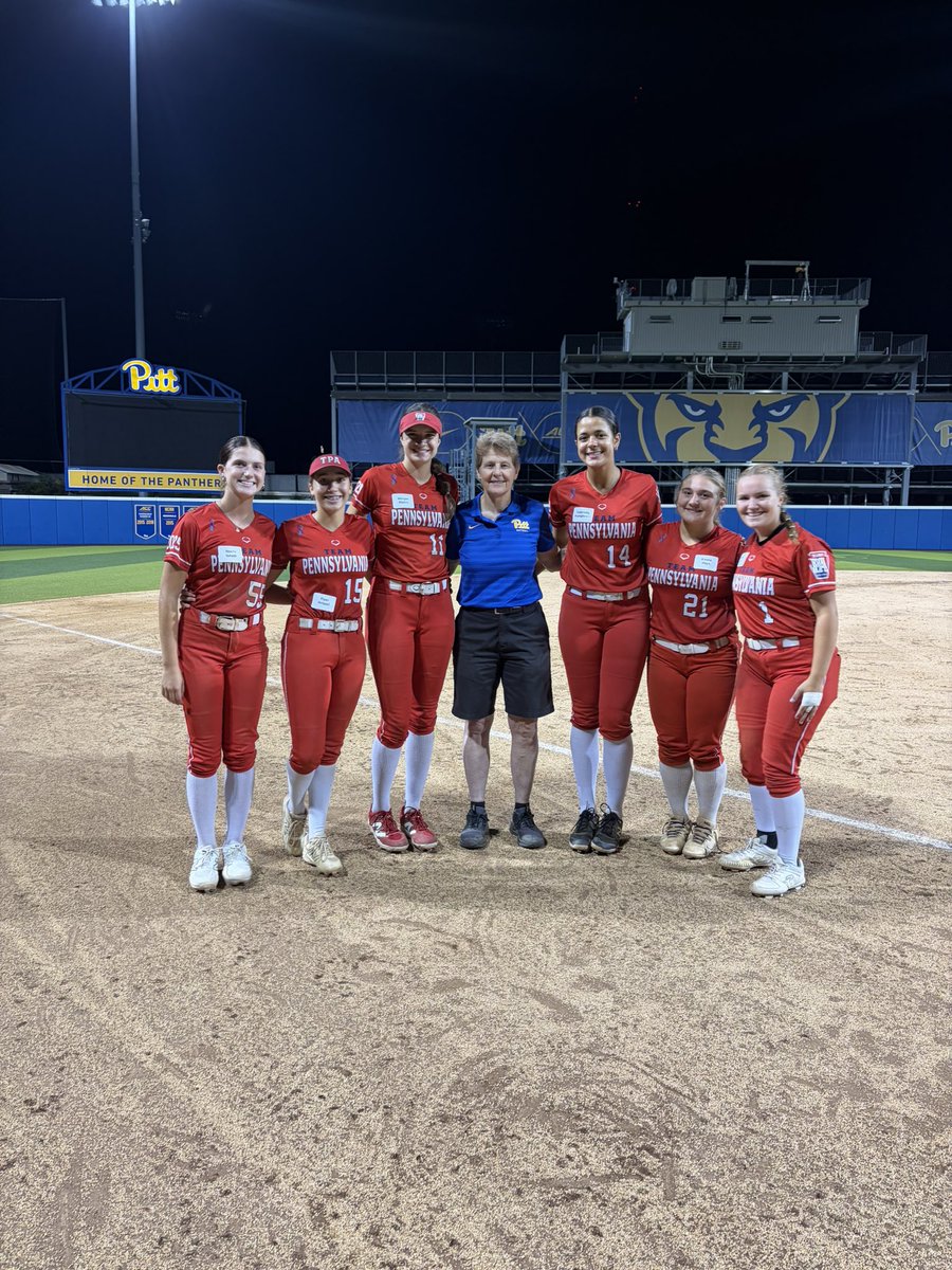 teampafastpitch's tweet photo. Wednesday night lights! 🔦🔦

Thanks @Pitt_SB for hosting some of our girls tonight for a camp! 

@NoelleIonadi_29 @Piper_Hoppel15 @MorganMaiers @GabbyHumphreys8 @emma_hays21 @CadenceVerba 

#teampaproud 

@DiamondAddicts @PA_recruit @PITTcoachallard @Coach_LWood https://t.co/Gsj3YSvPHW