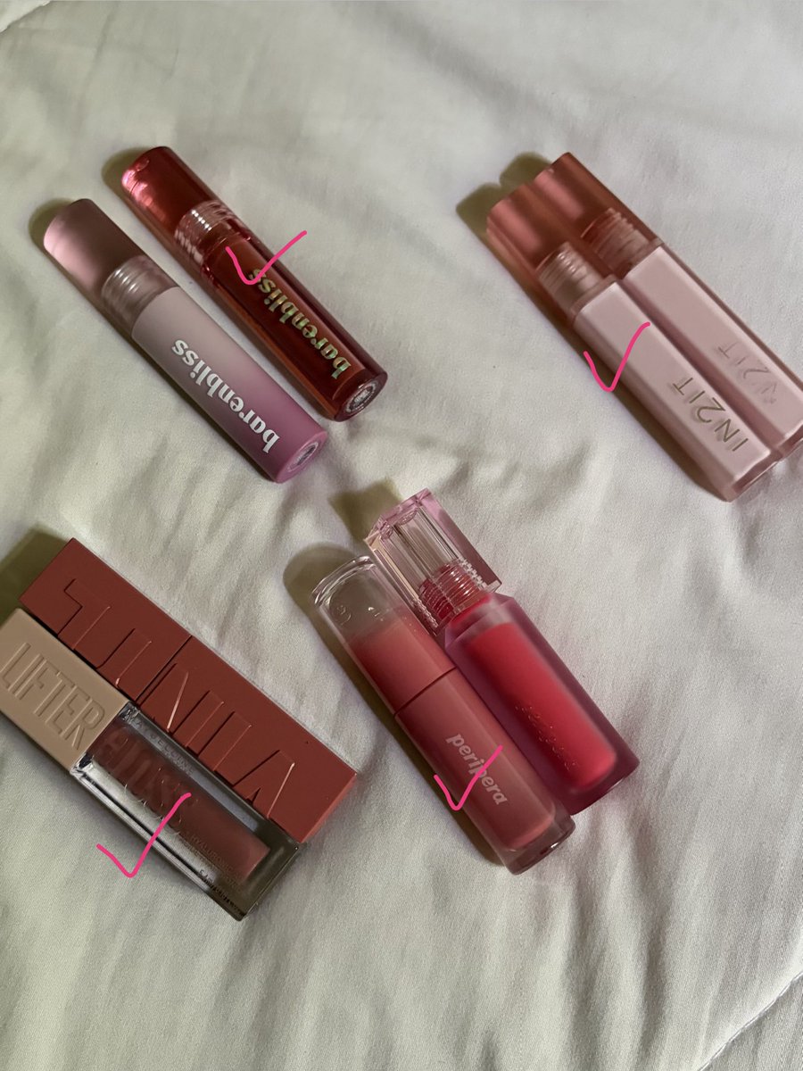 cherryanthemm's tweet photo. One from each brand:

Vinyl ink- 15 peachy
https://t.co/NOez3CgOhD

Peripera ink mood glowy tint- 28 rose standard 
https://t.co/qKqIxJX7oI

Barenbliss glossy lip tint- 05 good vibes
https://t.co/GbP8Ztr7kg

In2it water blur liptint- BLL01 maple sugar
https://t.co/8O6Y0bJRAE￼ https://t.co/SSu8d06msK