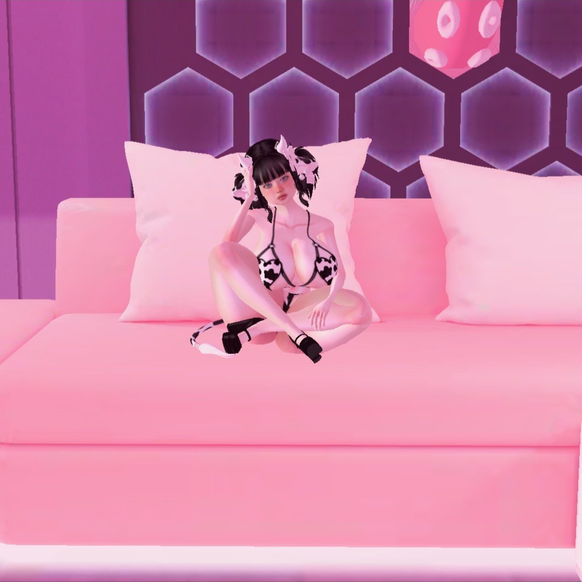 AnnieCorrupted's tweet photo. Moo~ 🐮🥛 https://t.co/aSWfwygvr7