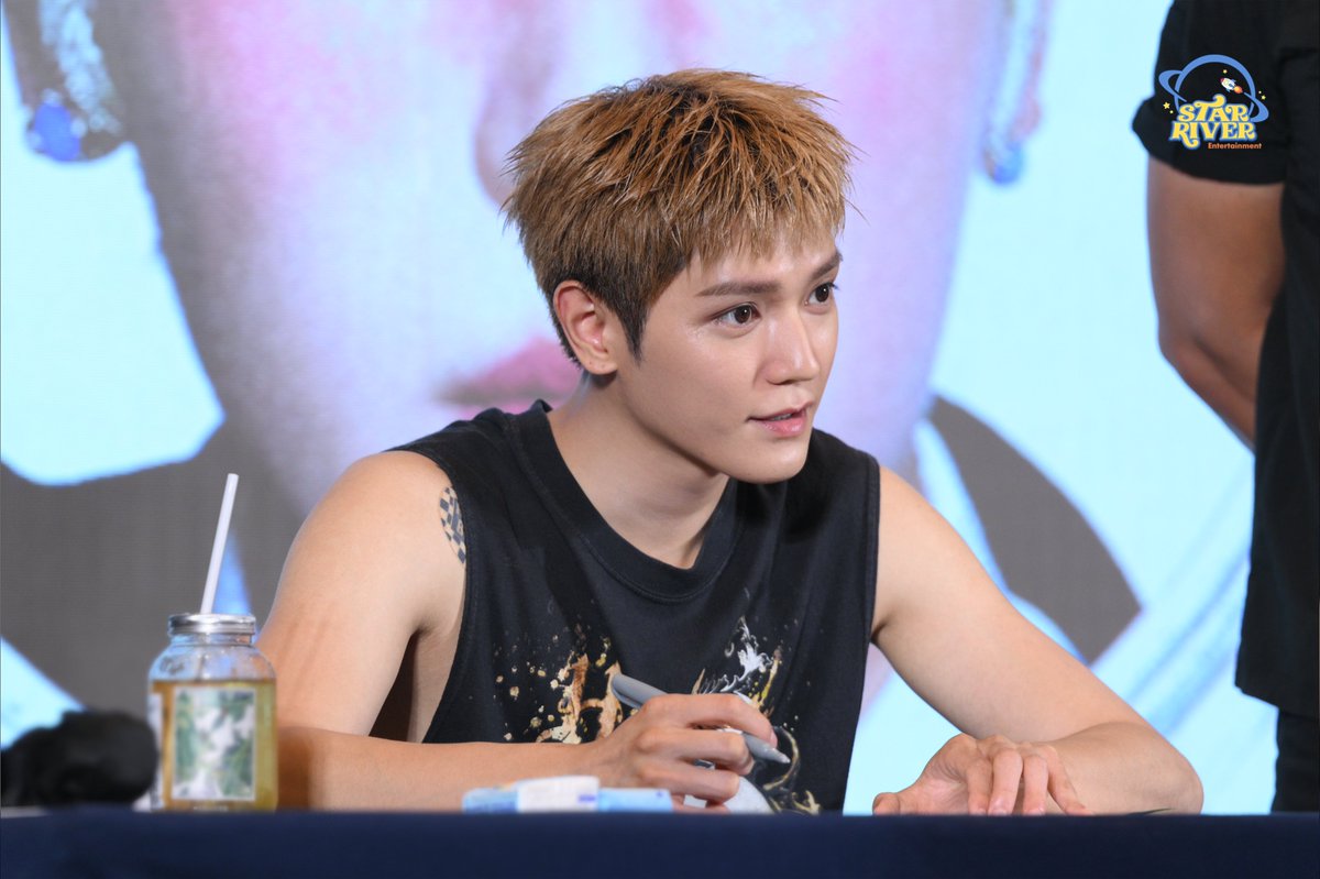 StarRiver_China's tweet photo. TAEYONG The 1st Album [WYLD] 발매 기념 상하이 사인회2.0 현장 사진 📸

사진 한 장 한 장에
그날의 설렘과 웃음이 그대로 담겨 있습니다. ✨
여러분의 오늘의 TOP 1은 어떤 사진인가요? 👀💚

@NCTsmtown
#TAEYONG #태용
#WYLD #TAEYONG_WYLD 
#NCT #NCT127 https://t.co/6u7u3f0JjJ