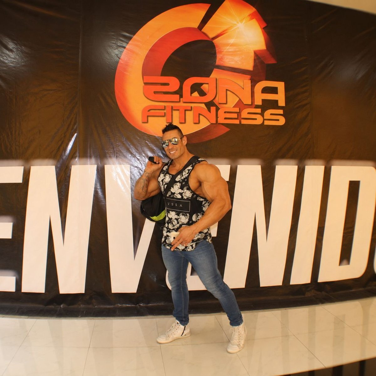 MassimoGalneano's tweet photo. Estaré respondiendo dms de mis putas todo el día
#alpha #cashdrain #cashsub #cashmaster #findom #domination #muscle #travel #bodybuilding #alphamale https://t.co/HABl80ANMl