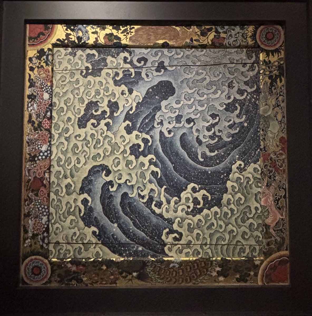Westgrass22533's tweet photo. Hokusai, famous for The Great Wave, has a special connection to Obuse, Nagano 🇯🇵
See his stunning festival-float ceiling paintings at the Hokusai Museum, then enjoy Obuse’s famous chestnut sweets 🌰
Come visit Obuse! 💚
#Hokusai #Obuse #JapanTravel https://t.co/FOLKSRMyit