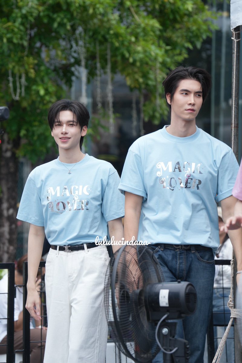 Moon_Giuliana's tweet photo. The way everyone was SO worried about Ohm’s new partner’s height only for DMD to say “we got you” 😭😭😭 
#JTOhm https://t.co/r16WzEWpfy