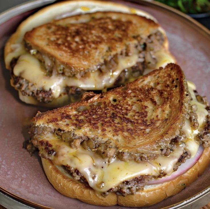 ChefXc84a's tweet photo. Be honest… is this a 10/10 meal or what’s missing? https://t.co/U2uHlekIgf