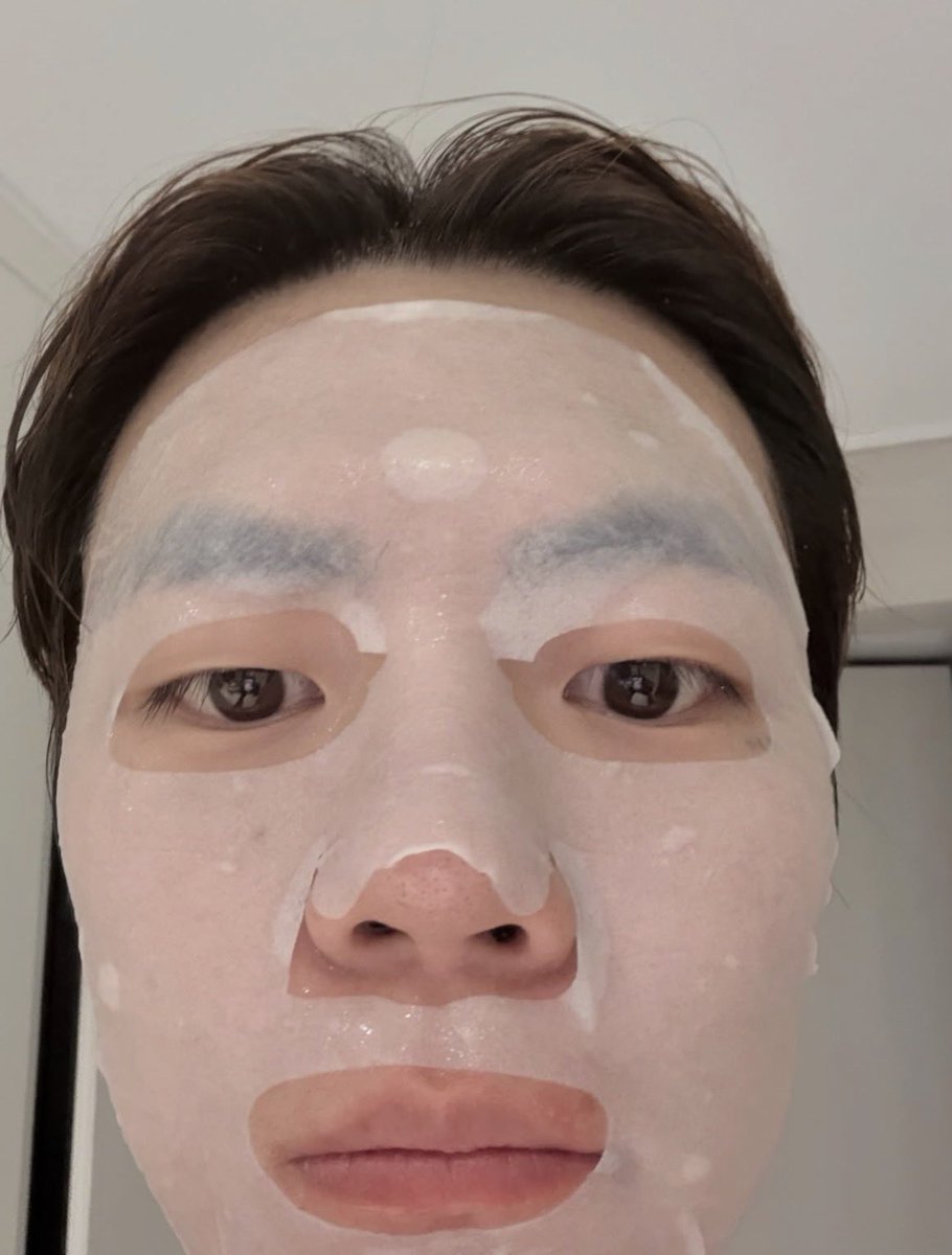 ommmmmo0's tweet photo. 1보고 끼잉끼잉되다가
2보고 오오됨 https://t.co/i6yiHj67En