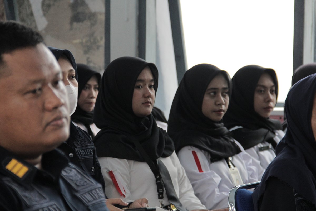 lapas_sragen's tweet photo. BAZNAS Sragen Sosialisasikan Optimalisasi Pengumpulan Zakat kepada Jajaran Lapas Sragen https://t.co/xA3fXffang