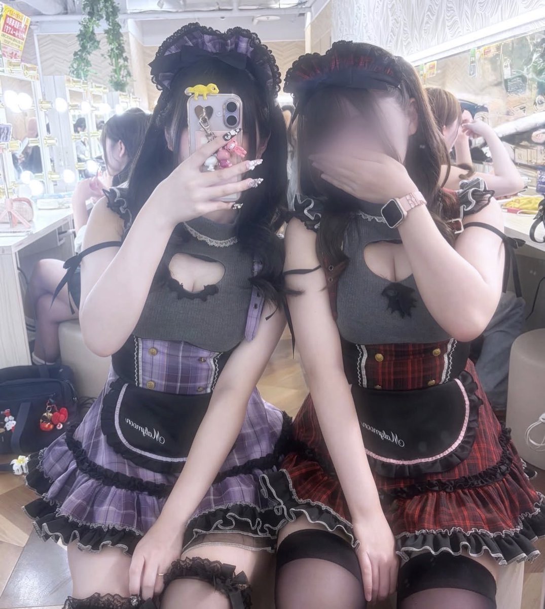 J89owo's tweet photo. 2人とも可愛い💕JKなのに巨乳過ぎてやばい💕乳見せびらかしすぎ💕
 #晒し #晒し依頼 #おなぺ #元カノ晒し #リア友晒し https://t.co/F9zt0Fex0t