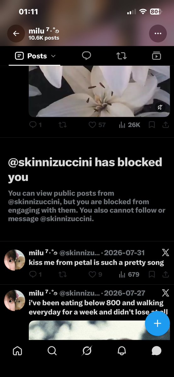 xosbuuu's tweet photo. i was giving the hacker shit in dms for their scam attempt being literally so pathetic 😭 like ok an exec who hasn’t worked at twitter in 4 years needs me to message him on discord about a basic customer service ticket? sure buddy. weird as hell https://t.co/rZ6Cff8vh1
