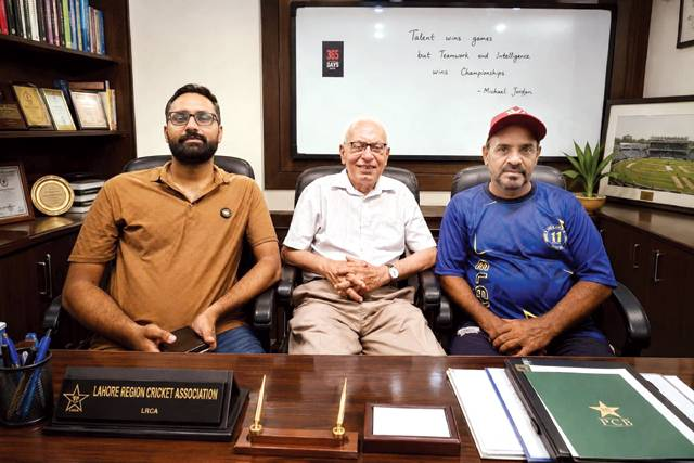 The_Nation's tweet photo. Cantt Zone forms committees to strengthen cricket administration
https://t.co/cIq5KQ2hUi
#Cantt #zone #committees #strengthen #cricket https://t.co/YGX6S55kvb