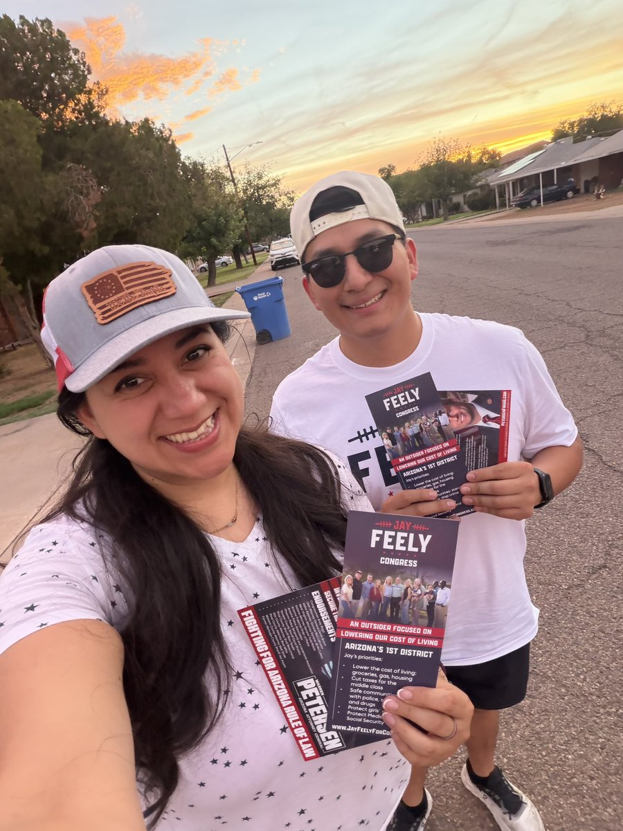 ArizonaVotesRed's tweet photo. AZ #MAGAMajorityForce is out talking to &amp; helping voters who want to switch voter reg from 🔵(D) to 🔴(R) in great numbers! 

❌NO D Socialist policies wanted

✅Voters want @JuanCiscomani &amp; @jayfeely 🇺🇸

Join the Fight! https://t.co/jZ4GkRvaXB
#SwampTheVote
@AZGOP @Republicans https://t.co/LPqEbxgTeU