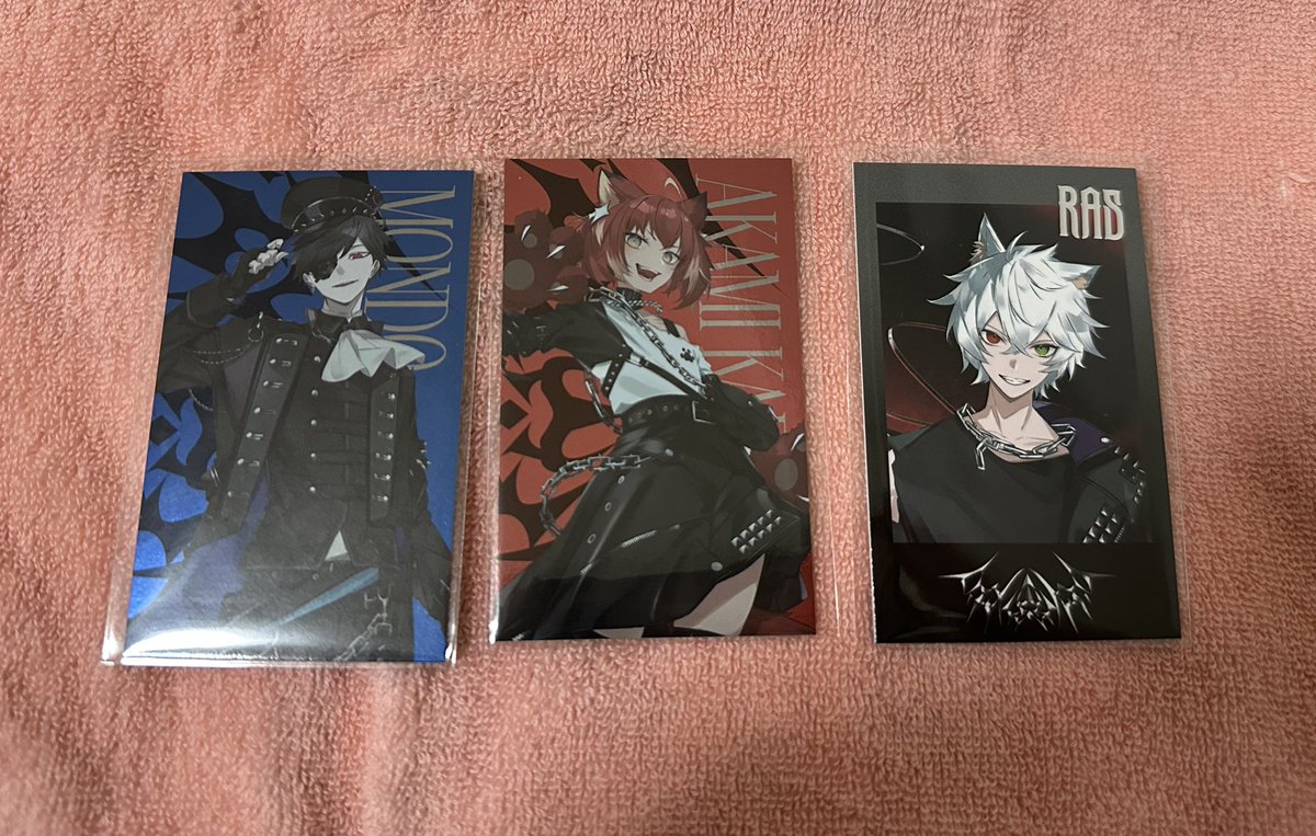 ysj71526's tweet photo. [交換]
Crazy Raccoon CR REVIVE カード 缶バッジ

譲渡:添付1.2枚目

求:❤️♠️

同種同士/郵送または都内手渡し/まとめて優先
他過去のグッズとの異種交換も検討します。
お気軽にお声掛けください。 https://t.co/o8qv3QxfiL