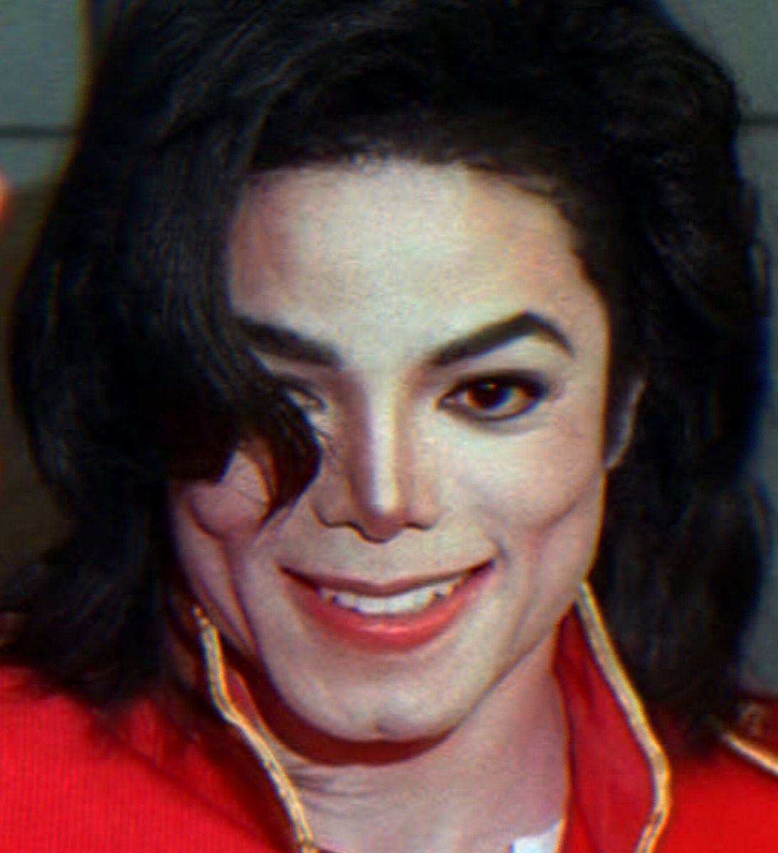 Vickyaarya007_'s tweet photo. Hey @grok what secrets did Michael
Jackson's autopsy actually reveal ?? https://t.co/Sw8s1PVnKR