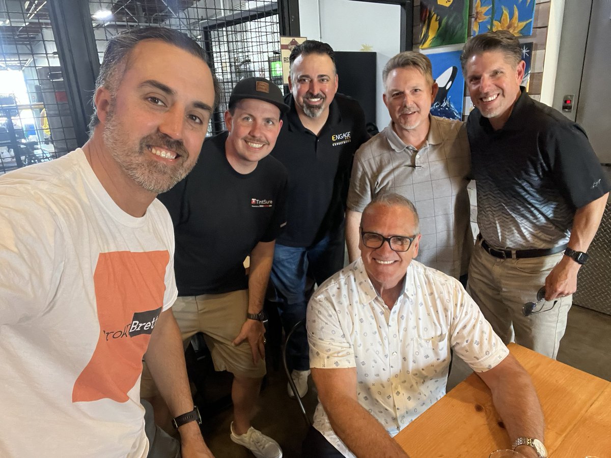 Broker_Brett's tweet photo. Your boy was a little late getting out this month’s @brokerbrews post! We’ll be hanging at Brewing Reserve in Costa Mesa next week.

Cool little locally owned spot, I got to meet the owner while helping @dtmorgan18 get some kegs for his city council kickoff.

See you next week! https://t.co/FtgpqBT1Ak