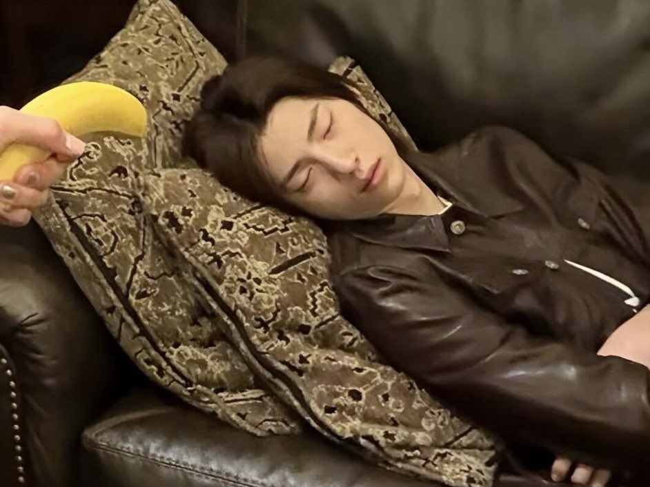 jjucider's tweet photo. sleep jju 💤 https://t.co/Uczt0j2GaA