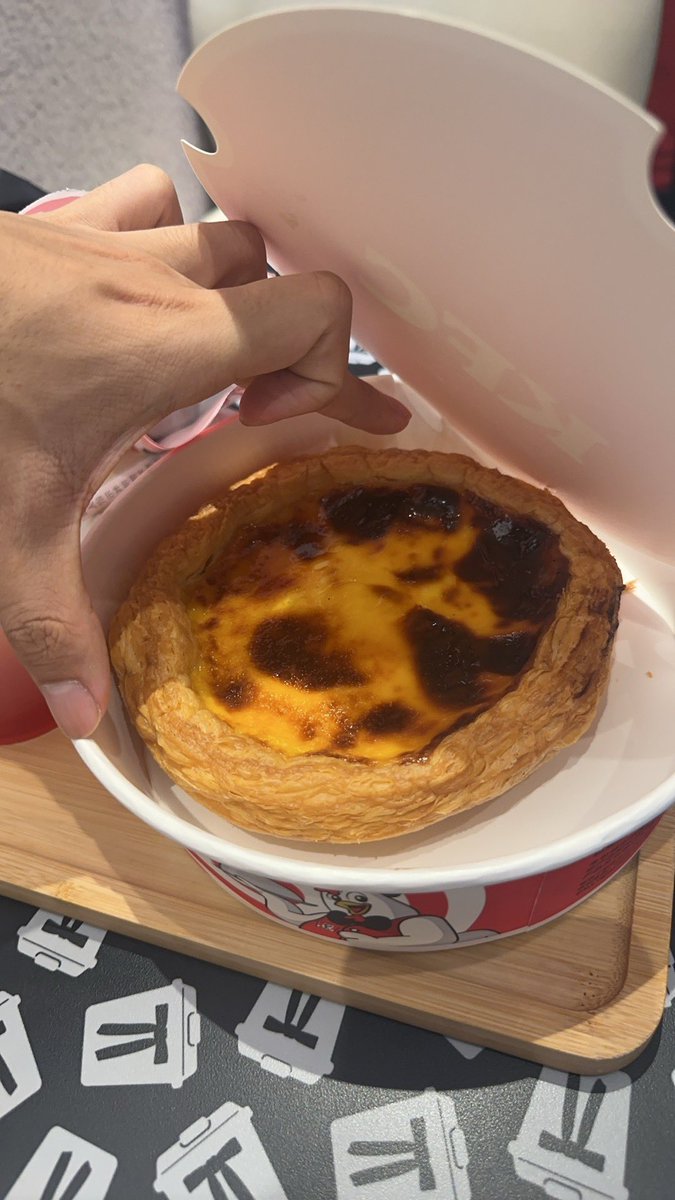 GTICDT's tweet photo. 说实话 吃完整个 是有点难受了🥲 https://t.co/uiDbWhWKBq