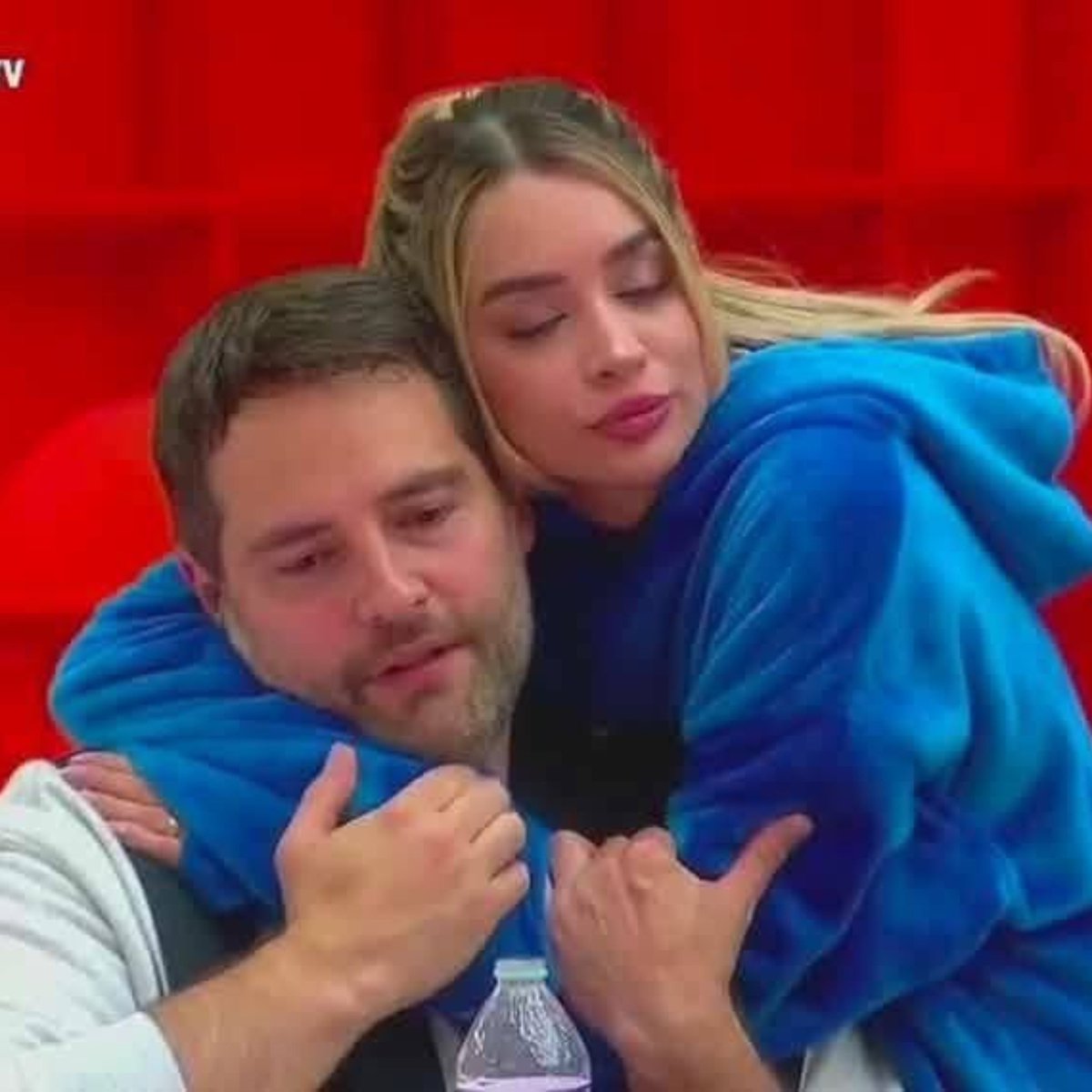 cardgani's tweet photo. las memeras estaremos votando fuerte y con todo por nuestra brianda 🙏🏻✨️

#LaCasaDeLosFamososMx https://t.co/wqYD6RzY2g