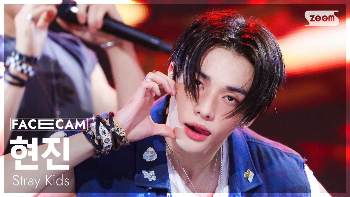 kpop_sbs's tweet photo. [📽#페이스캠] 스트레이 키즈 - This &amp; That

#인기가요 #스트레이키즈 #StrayKids #THIS_AND_THAT @Stray_Kids

#현진:https://t.co/cgu59Ty6h2
#필릭스:https://t.co/mhUxs1gX1x https://t.co/MTB4Q0jRTo