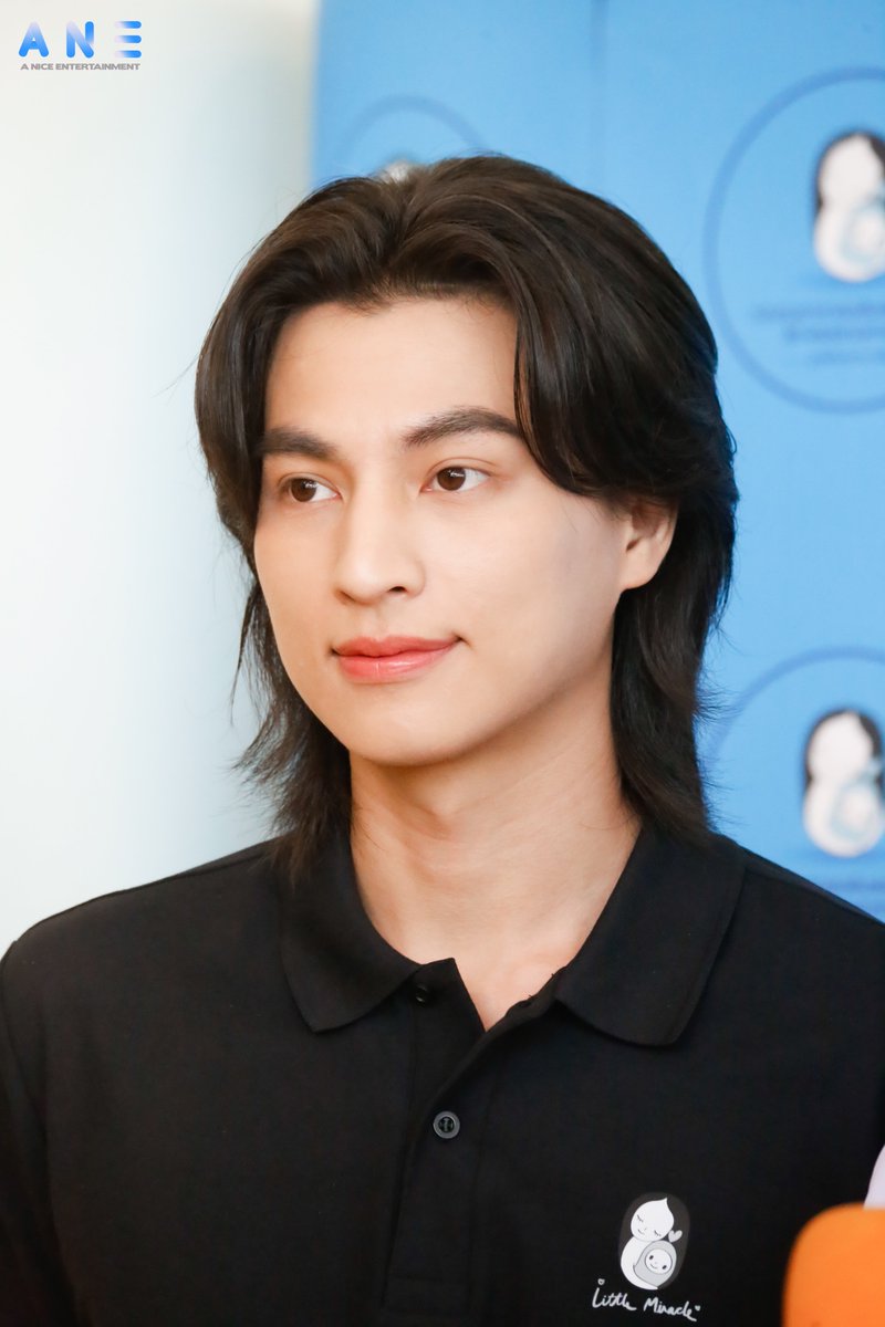 ANiceEnt's tweet photo. "กลัฟ คณาวุฒิ" ในงานแถลงข่าวโครงการ “Little Miracle ปาฏิหาริย์แห่งชีวิต ช่วยน้องพิชิตมะเร็ง”

#LittleMiraclexGulf
#LittleMiracle
#มูลนิธิโรงพยาบาลเด็ก 
#GulfKanawut https://t.co/33hhYRNbmB