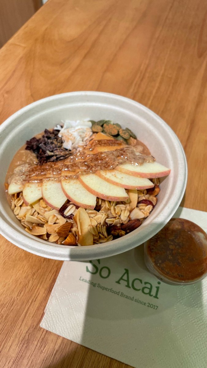 3DWarrior1's tweet photo. Midweek cozy moment  Homemade oatmeal with fresh blueberries and a dash of cinnamon—warm, sweet, and exactly what I needed to kick off the day right. https://t.co/r7Aa8VSF9Z
