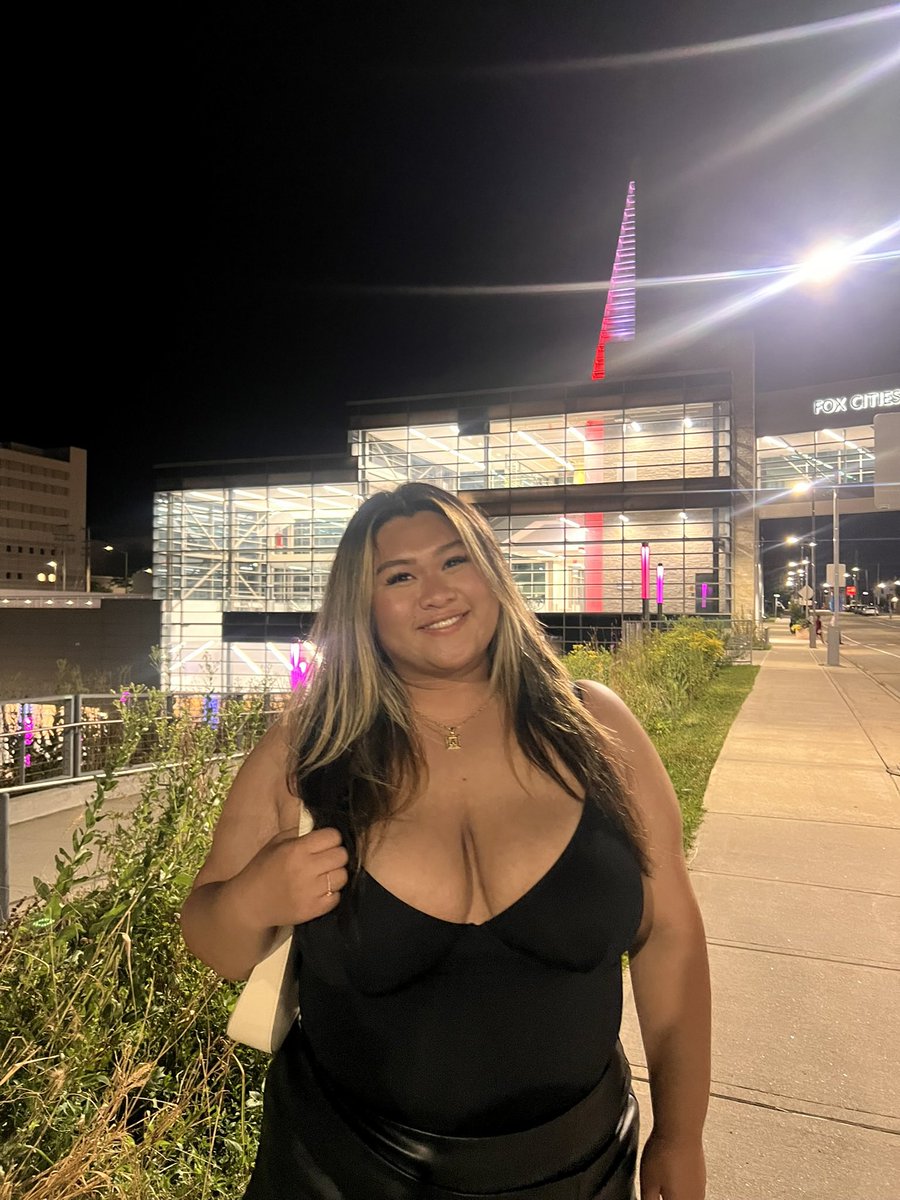 variana04's tweet photo. Twas a chilly night ngl 🥶 https://t.co/JayYERHhge