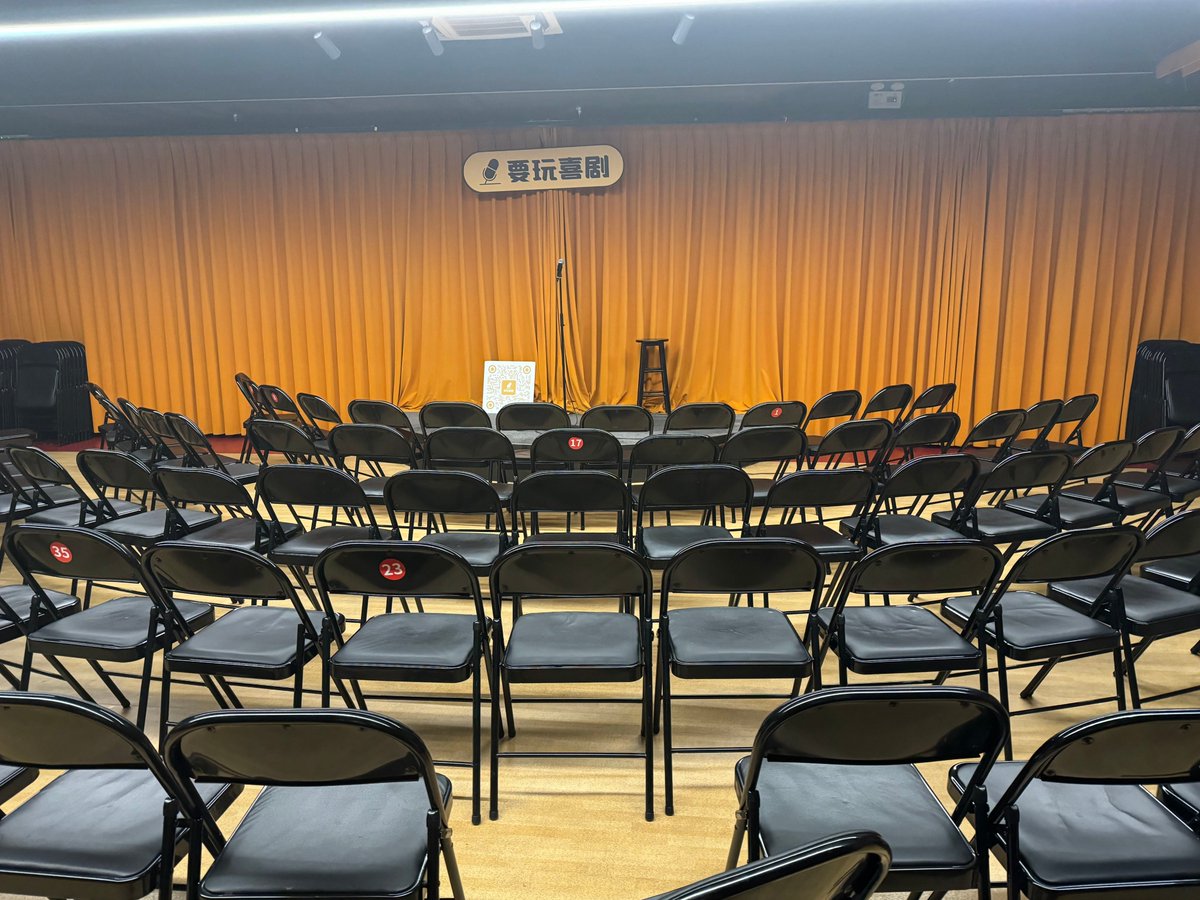 Rexward11's tweet photo. Just had a packed house at the stand-up show where I joked about how adulting is just panic Googling "how to adult" at 2 a.m. The crowd didn’t boo—they handed me their own 2 a.m. search history receipts. Win! https://t.co/Cluc4r2IOa